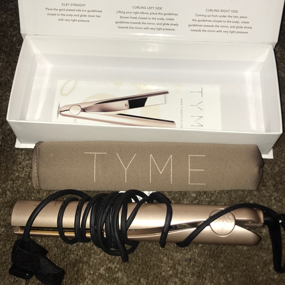 TYME Curling iron